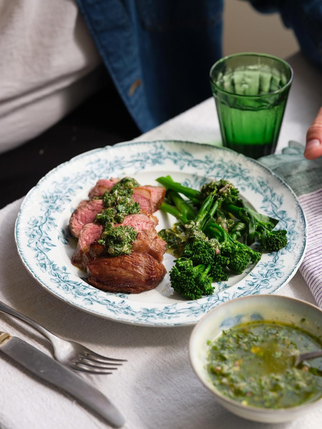 Tom Kerridge Cooks Britain by Tom Kerridge - Non Fiction - Hardback - Lets Buy Books