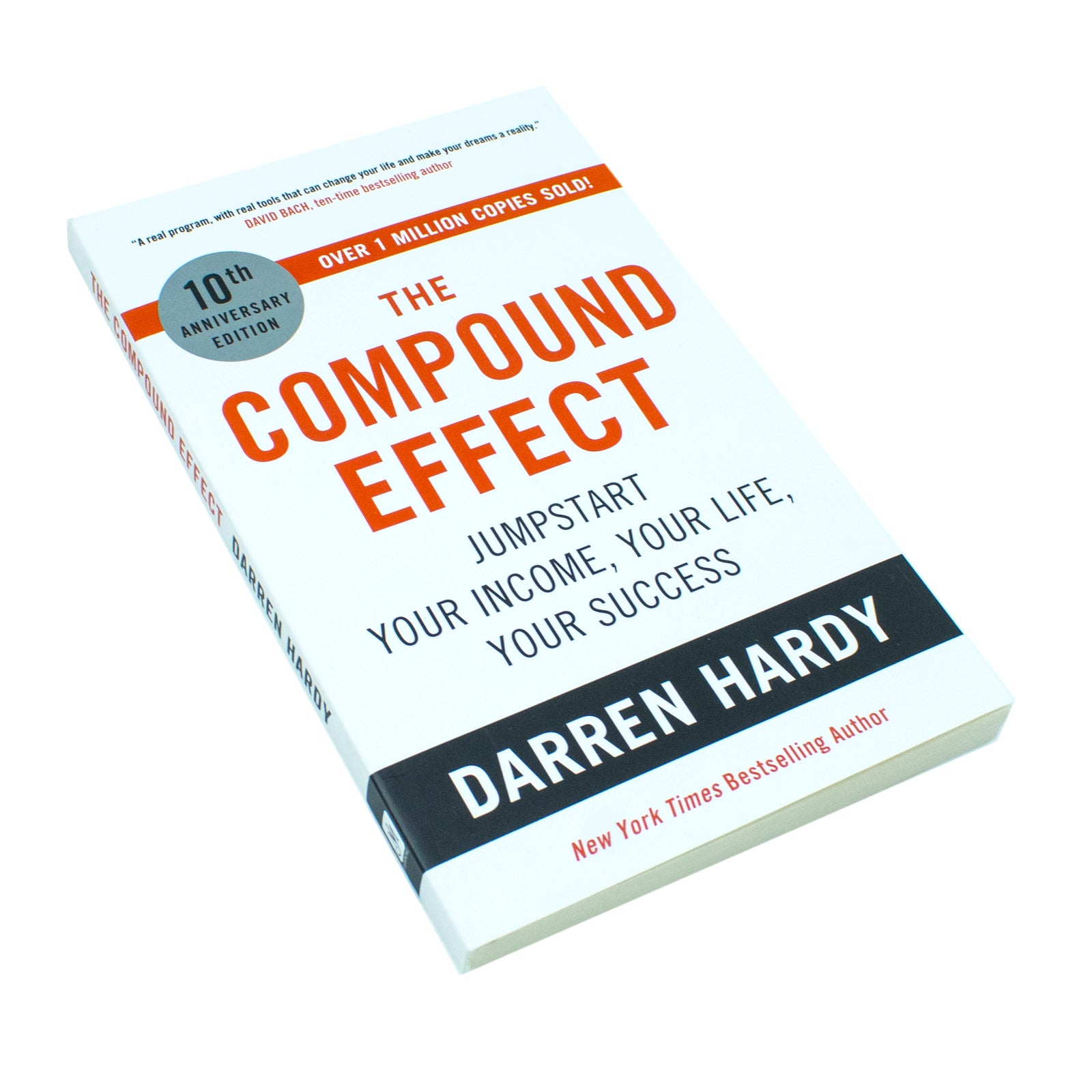 The Compound Effect by Darren Hardy - paperback book, full cover view
