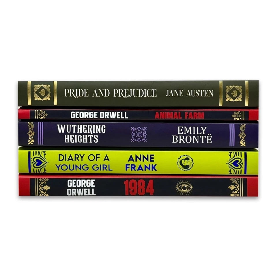 Wuthering Heights by Emily Brontë paperback cover from the Classic Literature 5 Books Collection Set